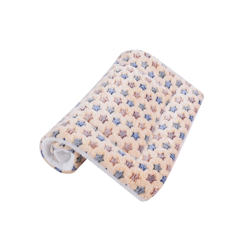 Dogs Bed Flannel Thickened Blanket Cushion Washable Dog Puppy Bed Accessories Medium Pet Large Basket Small Mat Warm Sofa Kennel
