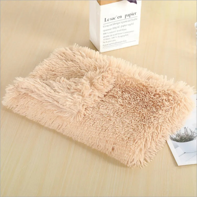 Soft Pet Blanket Mat Warm Dog Cat Sleeping Bed Mats Kennel Washable Long Plush Dogs Blankets Cover Winter Dog Supplies