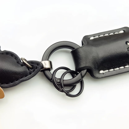 Handmade leather lanyard keychain creative method fighting dog puppies custom text logo bag pendant high-end car keyring gift