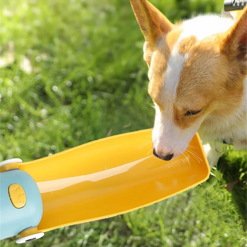 Dog Water Bottle,Portable Dog Water Bottle,Travel Supplies for Kittens, Puppies, Rabbits,Pet outings Essentials