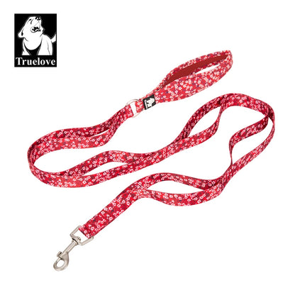 the PETALPACE NEOPRENE LEAD - Truelove Floral Pet Leash, Neoprene Padded Handle, Soft Comfortable, Easy Control, Safe for Small/Medium/Large Walking, Training