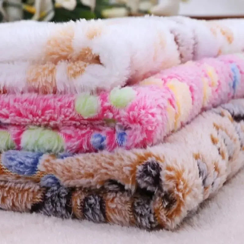 Practical 3 Colors Cute Floral Pet Sleep Warm Paw Print Dog Cat Puppy Fleece Soft Dog Blanket Pet Dog Mattress