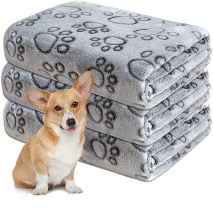 Soft Fluffy Pet Blanket High Quality Flannel Dog Sleeping Blanket Paw Print Pattern Cartoon Pet Warm Comfortable Blanket Cat Mat