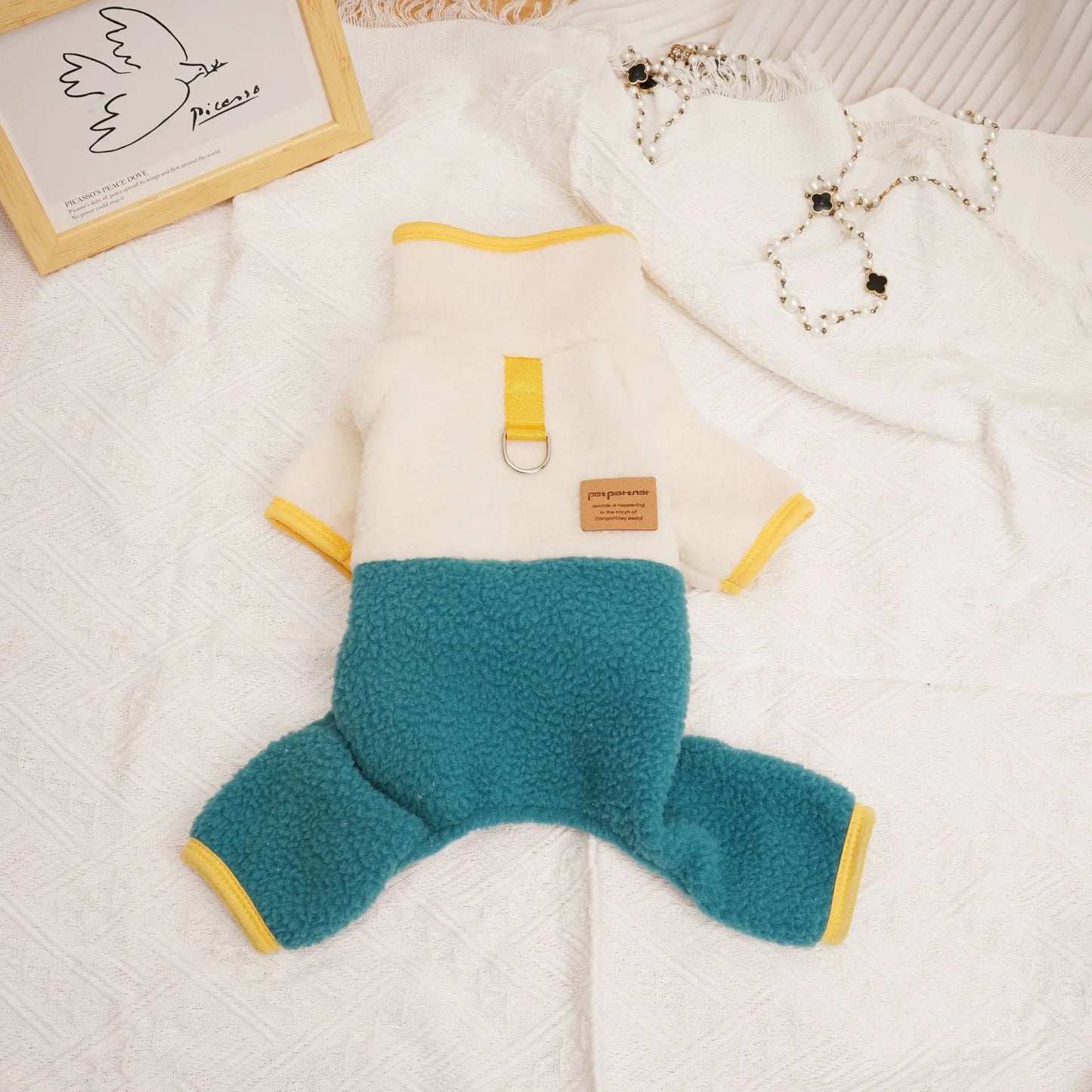 Pet Dog Four Legged Pants Dog Color Contrasting Jumpsuit Autumn and Winter Thick Lamb Fleece Four Leg Puppy Coat Bear Small Dog