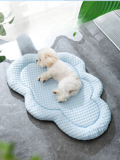 Cloud 3D Cool Cushion Soft and Cool Cushion Dog Cushion Teddy Small Dog Spring/Summer/Autumn Breathable Dog Nest Pet Bed