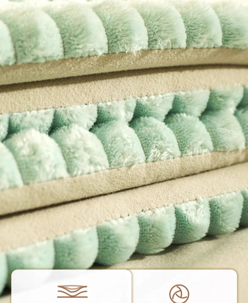 the BROADWAY DOGGY - Winter Warm Thick Dog Bed, Enclosed Spacious Large Space Pet Dog Bed Suitable for All Seasons, Soft and Comfortable Cat/Dog Tent