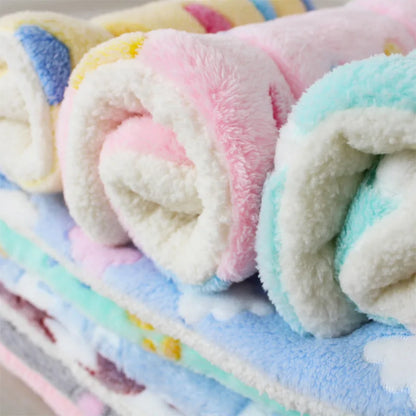 Soft Pet Dog Blanket Thickened Pet Mat for Puppy Chihuahua Sleeping Mat for Cats and Dogs Warm Household Carpet Pet Supplies