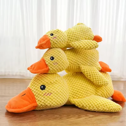Hot dog sleeping with duck toys to relieve boredom of little yellow duck pet puppy interactive plush doll hug duck