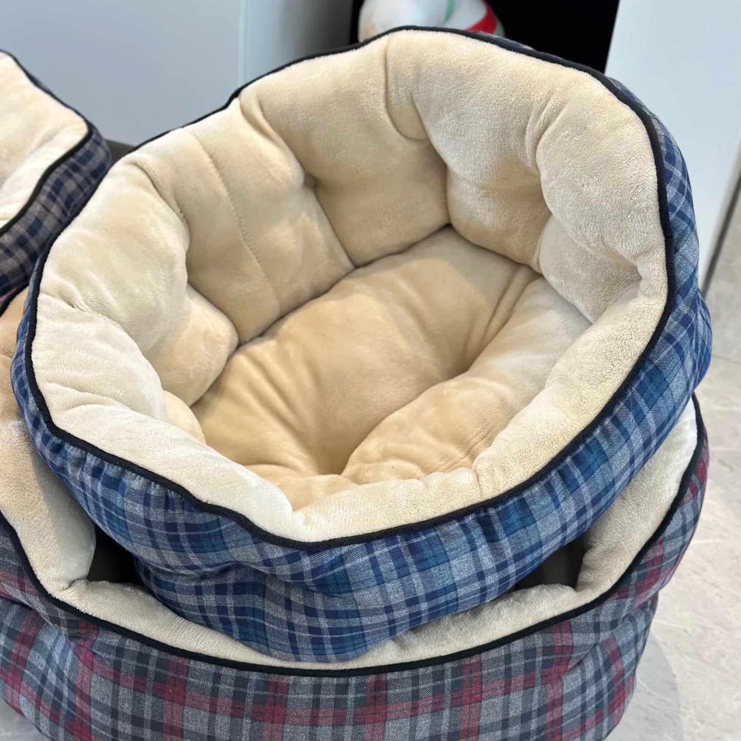 Deep Sleep Dog House High Back Warm Donut Bed for Small Medium Dogs Thick Plush Winter Bed for Teddy French Bulldog Puppies Cats