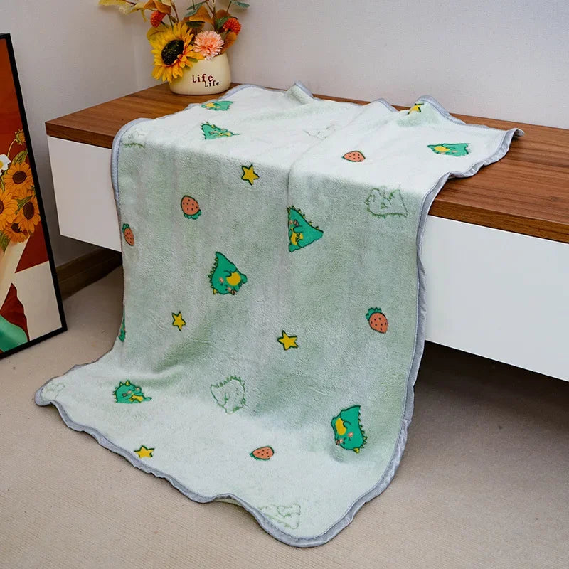 Pet Blanket Soft Flannel Dog Blanket Warm Comfortable Pet Bed Sheet Mat Cartoon Cute Cat Dog Sleeping Blanket Pet Supplies