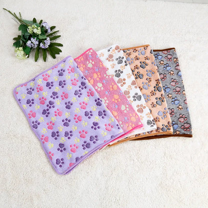 Winter Dog Footprint Blanket Soft And High Quality Flannel Pet Blanket Cat Bath Towel Dog Sleep Blanket Paw Print Pattern PetPad