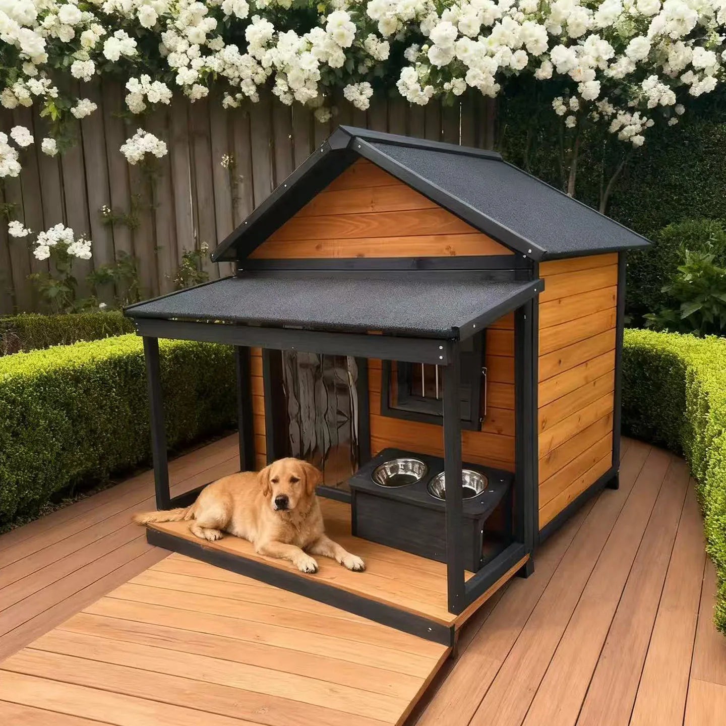 Outdoor dog cage doghouse Solid wood sun protection Rain protection dog kennel doghouse Large medium-sized dog Golden