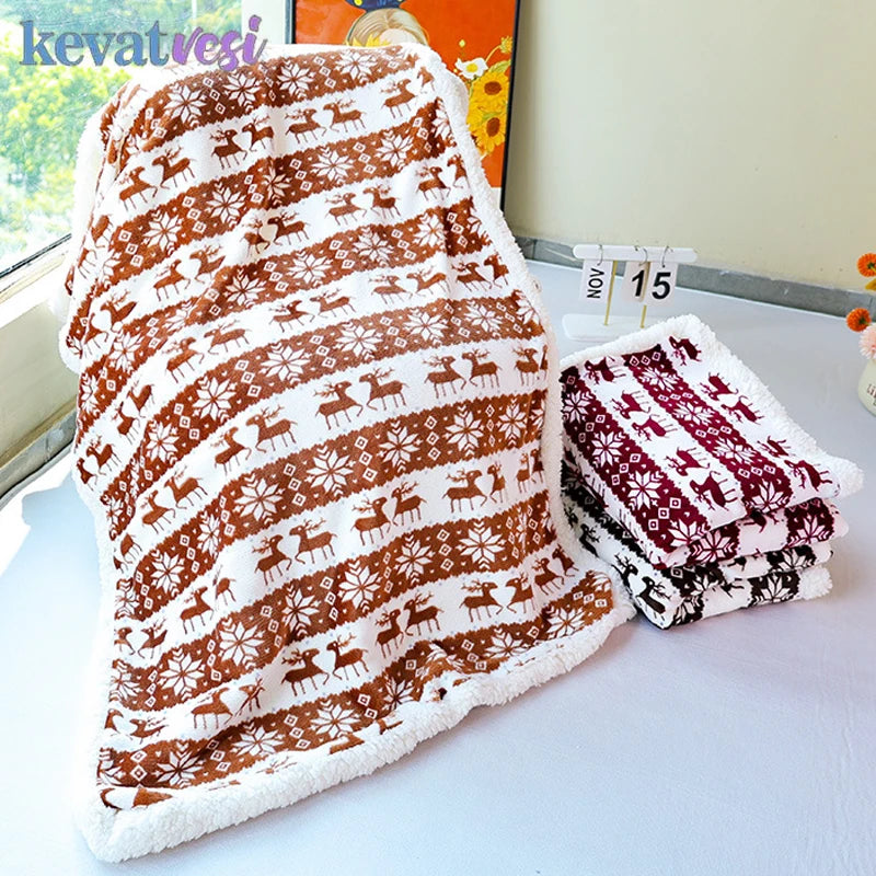 Double Layers Pet Dog Blanket Cute Deer Pattern Pet Blanket for Cats Dogs Soft Comfortable Dog Sleeping Cover Dog Accessories