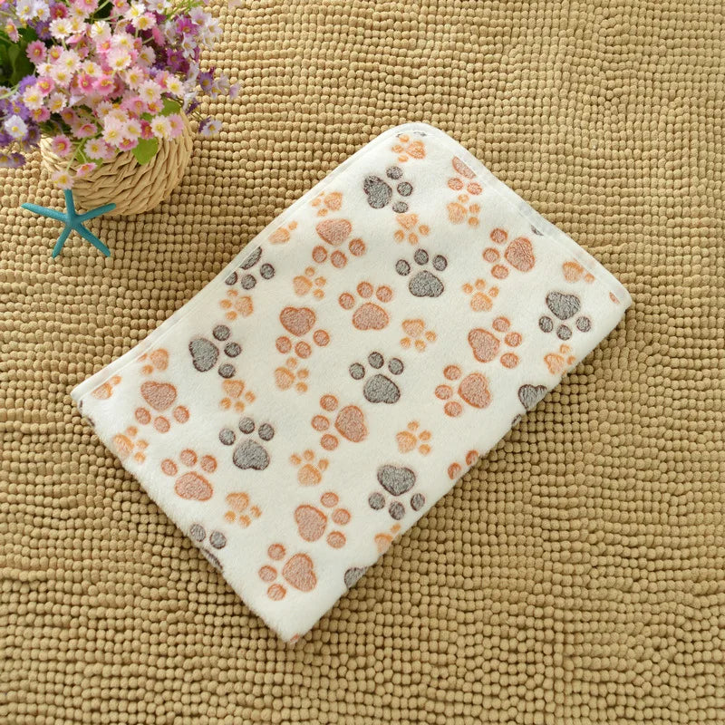 Soft Fluffy High Quality Pet Blanket Cute Cartoon Pattern Pet Mat Warm and Comfortable Blanket for Cat Dogs