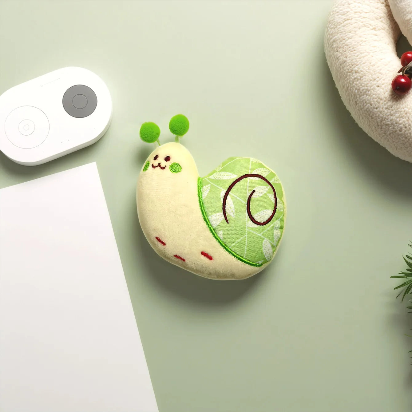 Creative Pet Chew Toy for Teeth Cleaning, Snail - Shaped Interactive Squeaky Toy for Cats & Dogs, Fun Bite Play Supplies