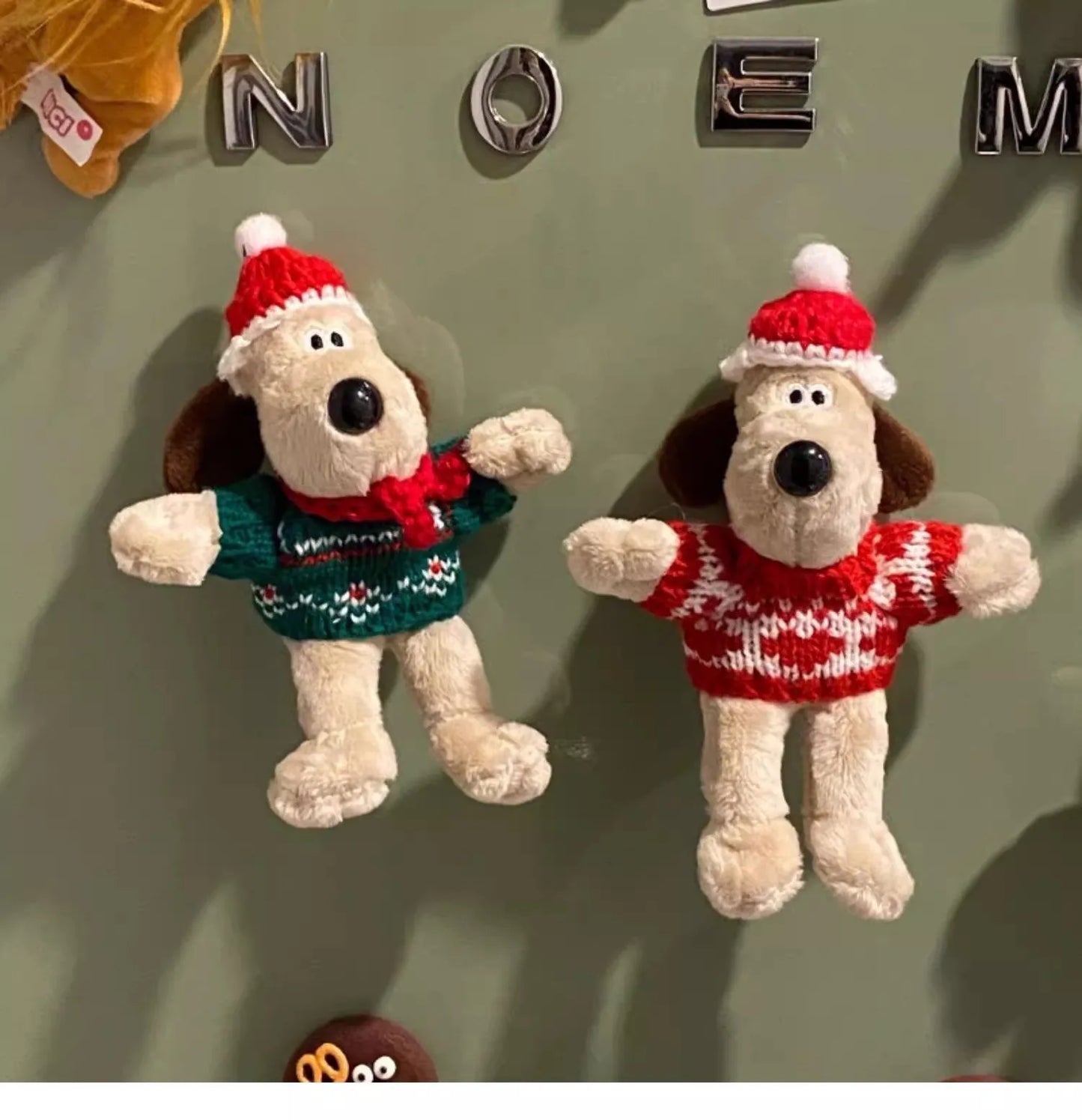 13cm-15cm Christmas Hat Puppy Refrigerator Magnet Sticker Photo Message Board Stickers Cartoon Cute Soft Magnet Home Deco