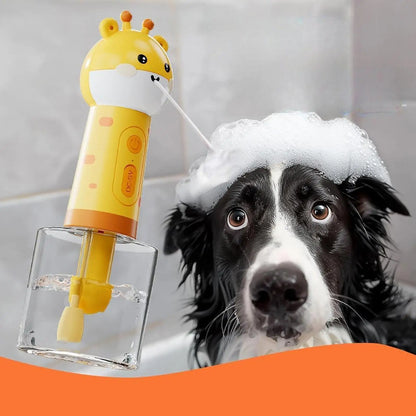 Automatic Dog Shampoo Dispenser Shampoo Sprayer Portable Deeper Cleaning Scrubber Pets Foam Soap Dispenser