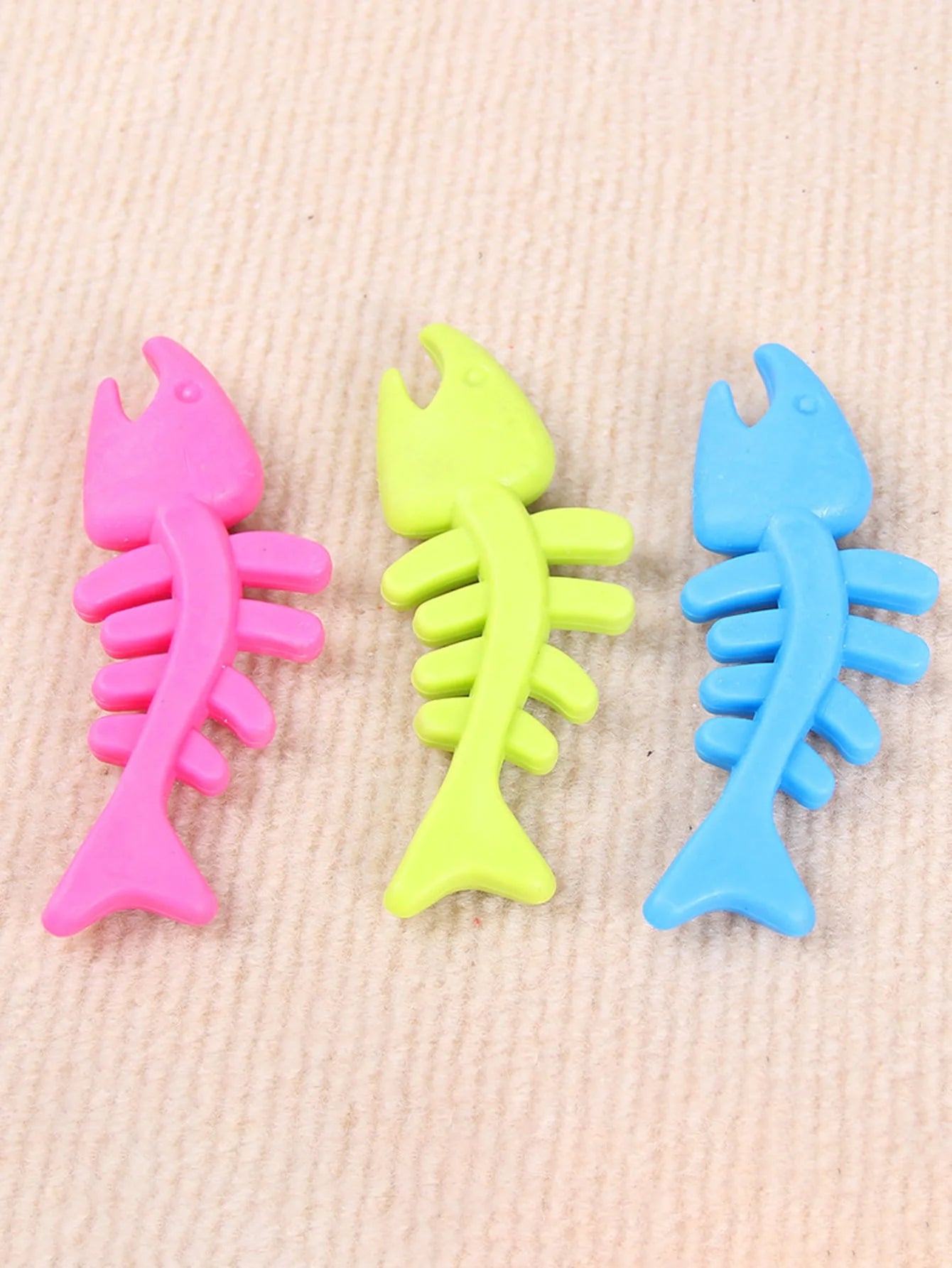 1pc-Anti Bite Fishbone Dog Toy - Suitable for training puppies of all breeds and sizes