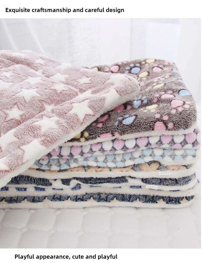 Pet Sleeping Pad Thickened Autumn and Winter Warm Floor Mat Cat Dog Universal Blanket Pad Pet Supplies