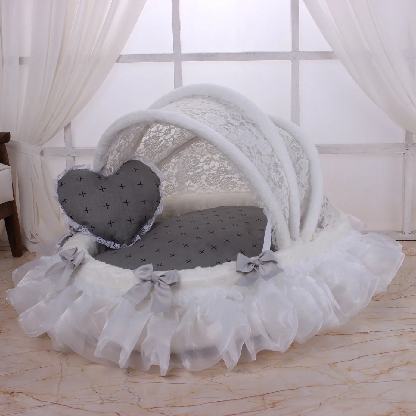 Comfortable Pet Sofa Cradle Dog Bed Overall Washable Luxury Kennel Dog Round Bed