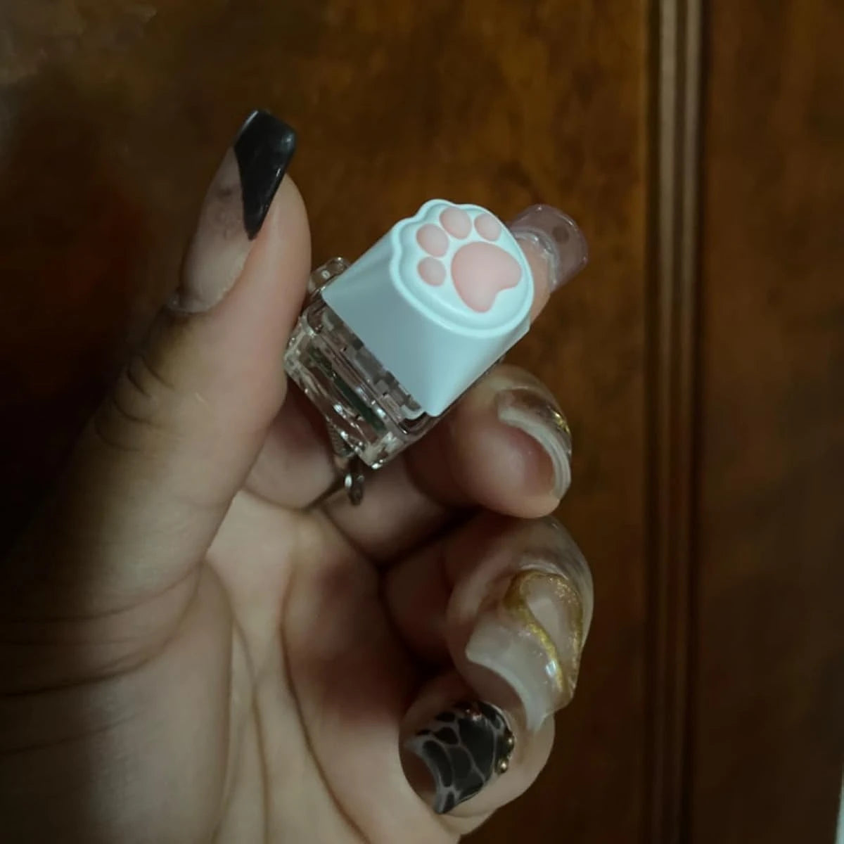 Keyboard Keychain Fidget Toy Cat's Paw Keycap Clicker Fidget Key Chain Decompression Toys Cute Cat's Paw Stress Relief Gifts