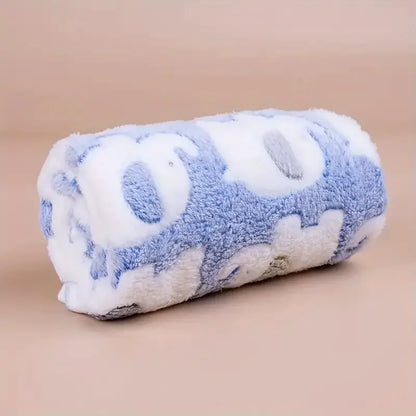 Soft and Cozy Cartoon Elephant Pet Blanket for Dogs and Cats Flannel Throw for Puppies and Kittens Universal Size Christmas Gift