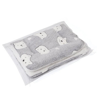 Pet Sleeping Pad Thickened Autumn and Winter Warm Floor Mat Cat Dog Universal Blanket Pad Pet Supplies