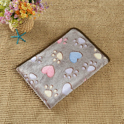 Soft Fluffy High Quality Pet Blanket Cute Cartoon Pattern Pet Mat Warm and Comfortable Blanket for Cat Dogs