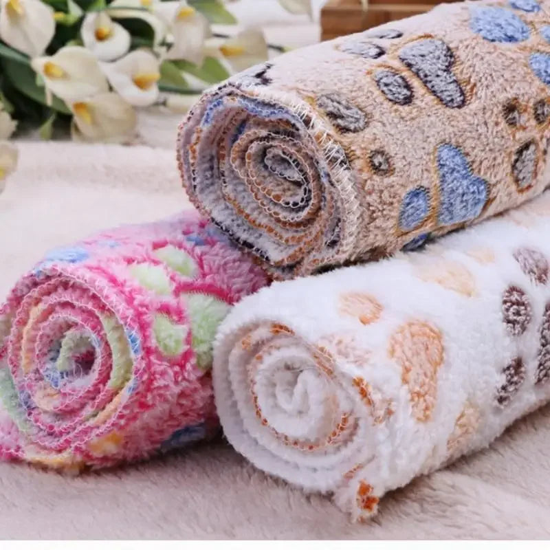 Practical 3 Colors Cute Floral Pet Sleep Warm Paw Print Dog Cat Puppy Fleece Soft Dog Blanket Pet Dog Mattress