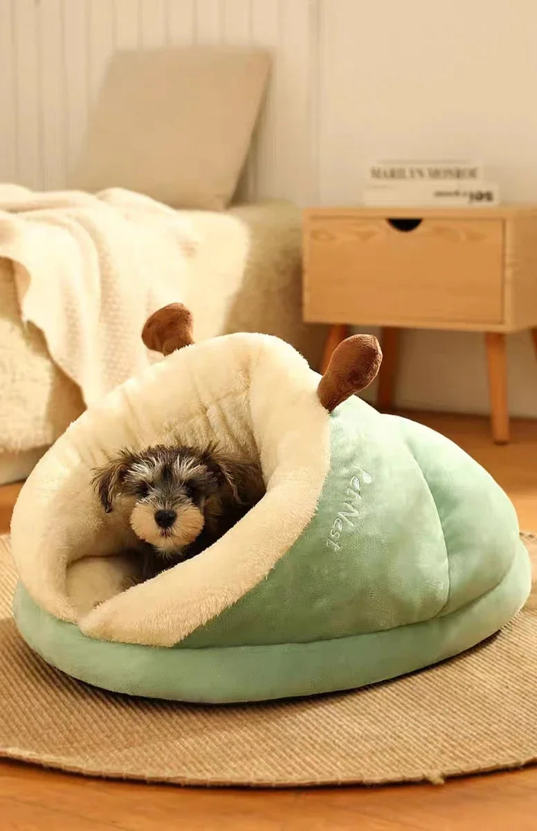 Winter Warm Small Dog Kennel Bed Breathable Dog House Cute Slippers Shaped Dog Bed Cat Sleep Bag Foldable Washable Pet House