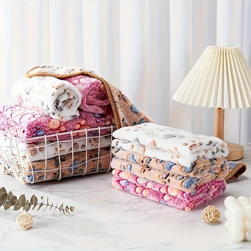 Soft Flannel Fleece Cat Dog Blanket Bed Mats Paw Foot Print Warm Pet Blanket Sleeping Beds Cover Mat For Dogs Cats Pets supplies