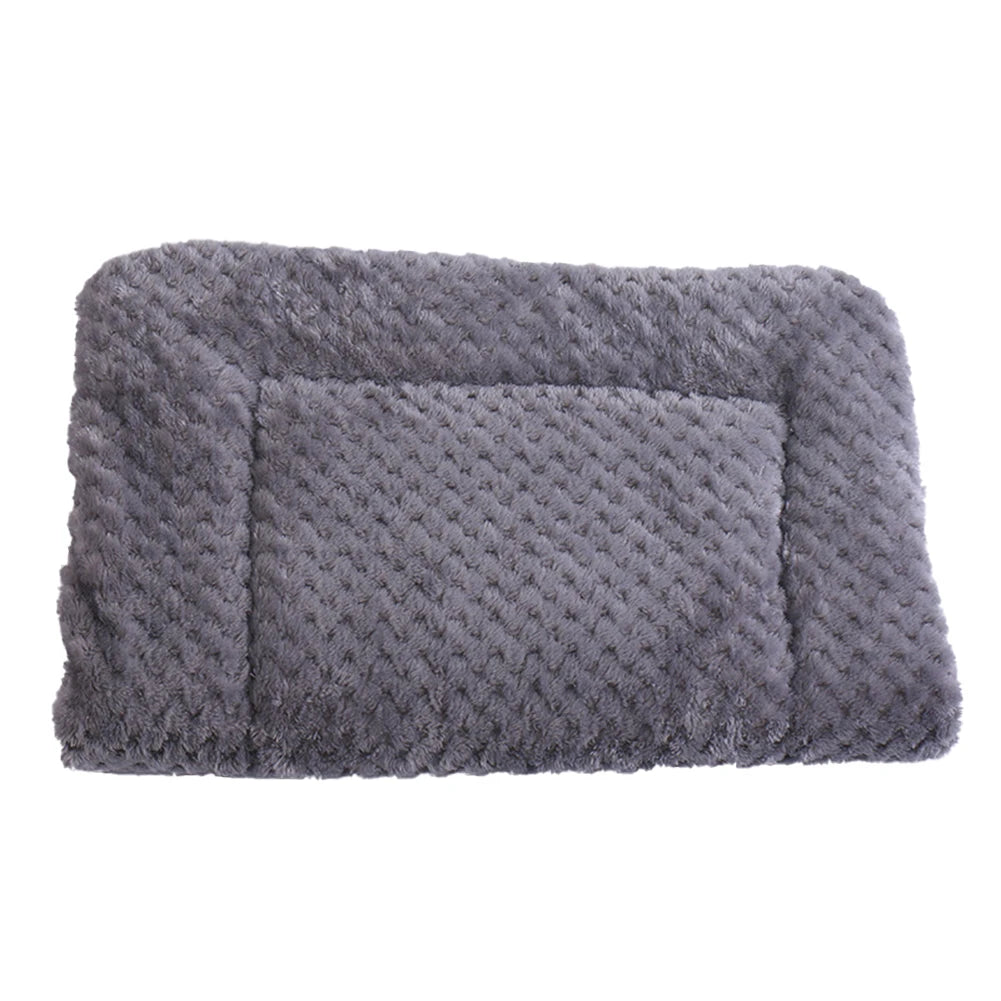 New Dog And Cat Sleeping Mat Super Soft Dog And Cat Pet Blanket Flannel Autumn/Winter Cold And Warm Mat Pet Supplies Washable