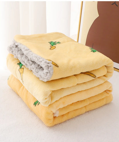 Thickened Dog Blanket Warm Dog Sleep Pad Cotton Warm Pet Blanket Soft and Comfortable Cat Cover Blanket Bed Sheet Pet Supplies