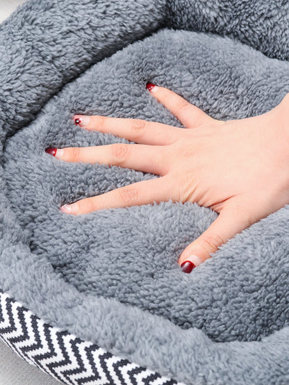 Winter Round Warm Dog Sofa Bed Pets Supplies Canvas Stripe Mat Plush Cats Nest Mat Dog Basket Pet Soft Cushion Machine Washable