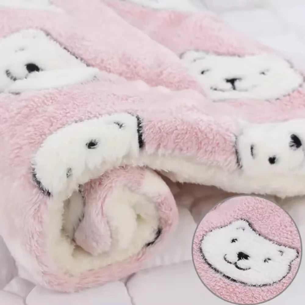 Pet Sleeping Mat Dog Bed Cat Bed Soft Hair Thickened Blanket Pad Fleece Home Washable Warm Bear Pattern Blanket Pet Supplies
