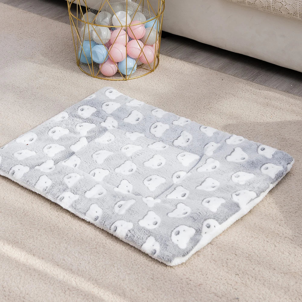Comfortable Cat And Dog Sleeping Mat, Warm Blanket, Cartoon Double-Sided Pet Mat