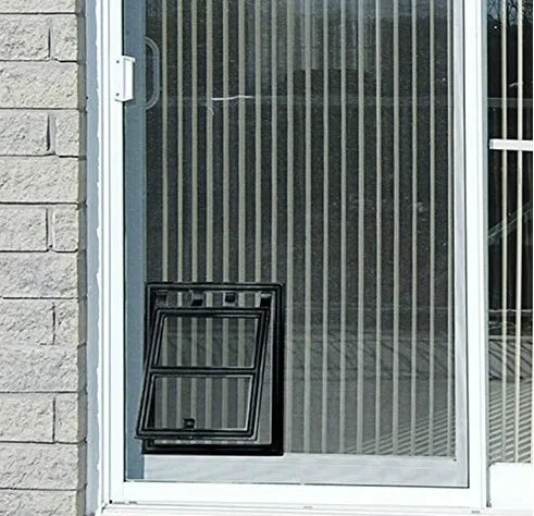 Pet Screen Door Home Lockable Cat Screen Door Plastic Pet Dog Door for Mosquito Proof Screen Window Security Flap Gate Dog Fence