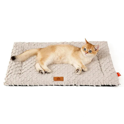 Dog Mat Autumn and Winter Dog Bed Cat Nest Long Plush for Small Medium Dogs Cats Pet Supplies Warm Pet Kennel Sleeping Mats